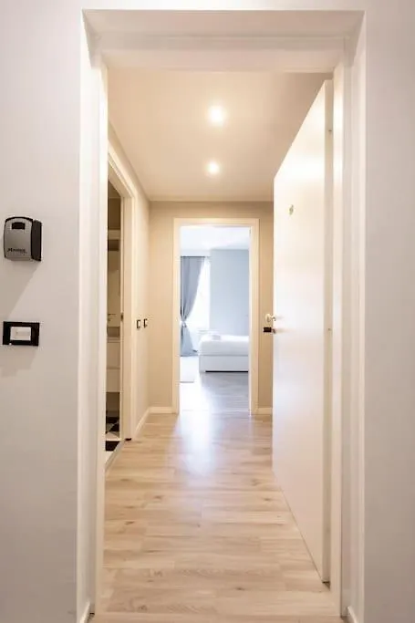 Hacca Collection - Buenos Aires & Central Station Studio Milan 0*,  Italy